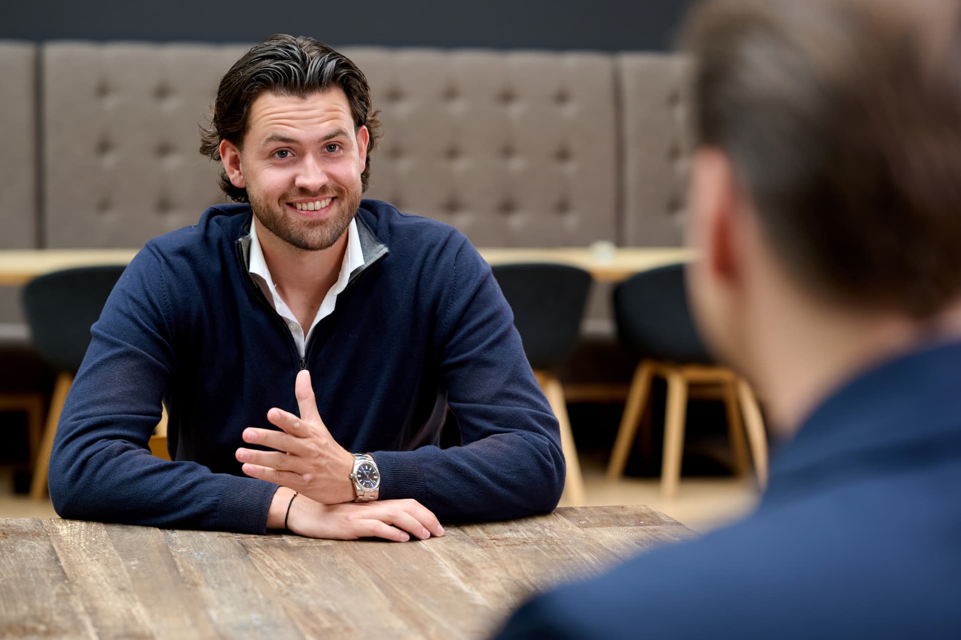 Recruiter van House of Recruiters in gesprek met een opdrachtgever
